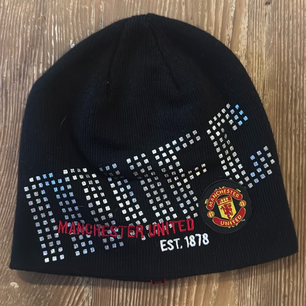 Manchester United Uncuffed Beanie Hat Cap Winter Skully OS vintage